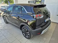 Usata Opel Crossland Elegance 110 CV (80 kW) 2023 Nero SUV