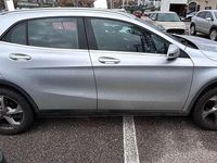 Usata Mercedes GLA200 136 CV (100 kW) 2019 Argento metallizzato SUV