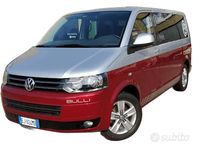 Usata VW Caravelle 140 CV (102 kW) 2011 Grigio Furgone