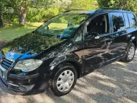 Usata VW Touran Trendline 102 CV (75 kW) 2008 Nero Monovolume