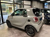 Usata Smart ForTwo Coupé 41 kW (56 CV) 2021 Grigio nardo Utilitaria