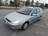 Usata Ford Focus 100 CV (73 kW) 2003 Grigio Station wagon