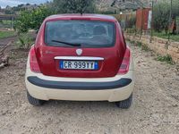 Usata Lancia Ypsilon 102 CV (75 kW) 2004 Rosso Utilitaria