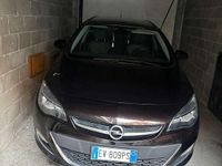 Usata Opel Astra Cosmo 110 CV (80 kW) 2014 Station wagon