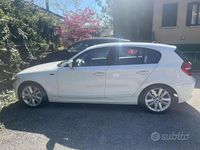 Usata BMW 118 143 CV (105 kW) 2010 Bianco Utilitaria