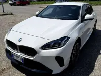 Begagnad BMW 118 M Sport 150 HK (110 kW) 2025 Vit Halvkombi