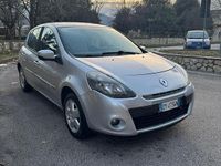 Usata Renault Clio II 75 CV (55 kW) 2009 Argento Berlina