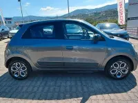 Usata Renault Twingo Techno 30 kW (42 CV) 2023 Grigio Utilitaria