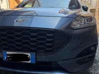 Usata Ford Kuga 120 CV (88 kW) 2022 Blu SUV