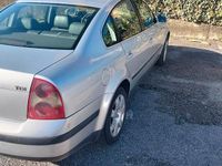 Usata VW Passat 130 CV (95 kW) 2005 Grigio Berlina