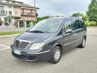 Usata Lancia Phedra 128 CV (94 kW) 2005 Grigio Monovolume