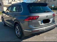 Usata VW Tiguan R-line 150 CV (110 kW) 2019 Grigio SUV