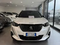 Usata Peugeot 2008 GT-line 155 CV (114 kW) 2020 Bianco SUV