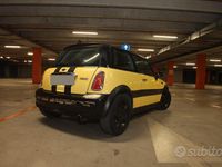 Usata Mini Cooper 116 CV (85 kW) 2003 Giallo Utilitaria