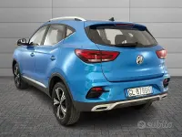 Usata MG ZS Comfort 106 CV (77 kW) 2022 Bluazzurro SUV