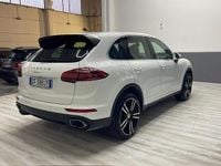 Usata Porsche Cayenne 250 CV (183 kW) 2016 Bianco SUV