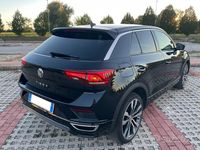 Usata VW T-Roc R-line 150 CV (110 kW) 2019 Nero SUV
