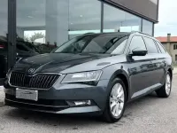 Usata Skoda Superb Style 150 CV (110 kW) 2017 Antracite Station wagon