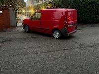 Usata Fiat Doblò 2011 Rosso Monovolume