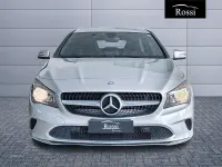 Usata Mercedes CLA200 Shooting Brake 136 CV (100 kW) 2017 Grigio chiaro metallizzato Station wagon