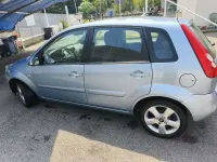 Usata Ford Fiesta Titanium 68 CV (50 kW) 2007 Utilitaria
