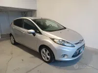 Second-hand Ford Fiesta Titanium 90 CP (66 kW) 2010 Gri Berlinǎ