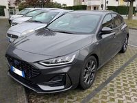 Usata Ford Focus ST-Line 116 CV (85 kW) 2023 Grigio Berlina