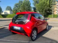 Usata Toyota Aygo X-clusiv 69 CV (50 kW) 2016 Rosso Utilitaria