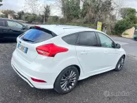 Brugt Ford Focus ST-Line 120 HK (88 kW) 2018 Hvid Sedan