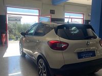 Usata Renault Captur 90 CV (66 kW) 2013 Bianco SUV