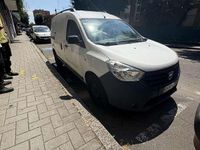 Usata Dacia Dokker Ambiance 90 CV (66 kW) 2015 Monovolume