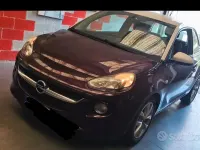 Usata Opel Adam 90 CV (66 kW) 2017 Viola Utilitaria
