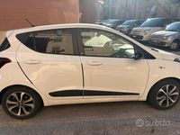 Usata Hyundai i10 GO! 67 CV (49 kW) 2018 Bianco Utilitaria