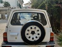 Usata Suzuki Vitara 75 CV (55 kW) 1990 Bianco SUV