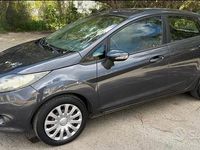 Usata Ford Fiesta Titanium 70 CV (51 kW) 2009 Grigio Utilitaria