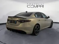 Usata Alfa Romeo Giulia Competizione 209 CV (153 kW) 2023 Grigio moonlight Berlina
