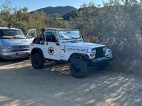 Usata Jeep Wrangler Laredo 103 CV (75 kW) 1991 Bianco SUV