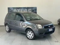 Usata Ford Fusion 80 CV (58 kW) 2005 Nero Utilitaria