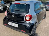 Usata Smart ForFour Passion 71 CV (52 kW) 2016 Nero Utilitaria