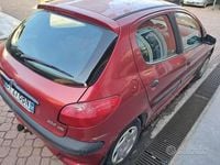 Usata Peugeot 206 68 CV (50 kW) 2002 Bordeaux Berlina