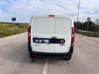Usata Fiat Doblò Lounge 120 CV (88 kW) 2020 Bianco Monovolume