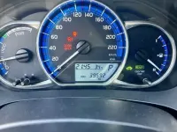 Usata Toyota Yaris Hybrid Active 75 CV (55 kW) 2015 Bianco Berlina