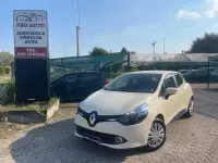 Usata Renault Clio IV Life 73 CV (53 kW) 2015 Beige Berlina