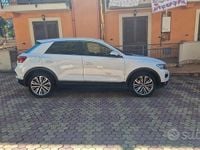 Usata VW T-Roc Advance 150 CV (110 kW) 2019 Bianco SUV