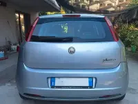 Usata Fiat Grande Punto 75 CV (55 kW) 2009 Grigio Utilitaria
