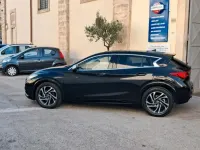 Usata Infiniti Q30 Business Executive 108 CV (79 kW) 2017 Nero Berlina