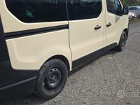 Usata Opel Vivaro 2016 Giallo Monovolume