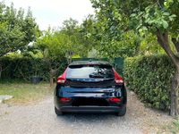 Usata Volvo V40 115 CV (84 kW) 2015 Nero Station wagon