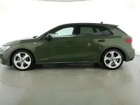Usata Audi A3 S-Line 116 CV (85 kW) 2025 Verde distretto metallizzato Berlina