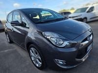Begagnad Hyundai ix20 Style 90 HK (66 kW) 2011 Grå Halvkombi
